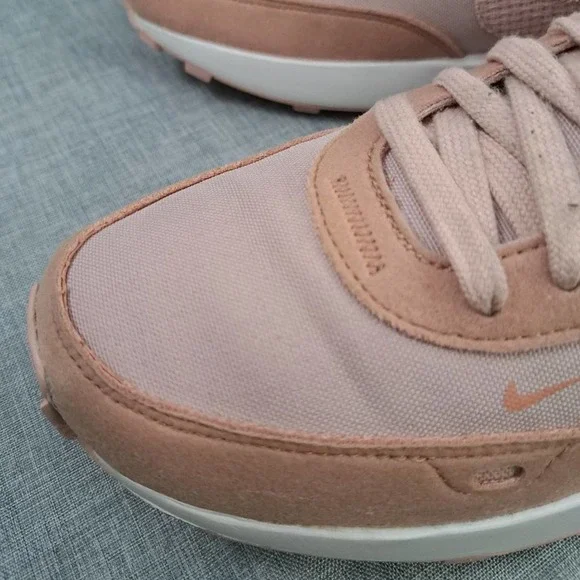 %Nike Waffle One Trainer Womens Tennis Shoes Pink Oxford Rose Size 7.5 / A 34 - Picture 7 of 12